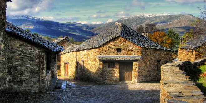 Becas programa ‘Recuperación y Utilización Educativa de Pueblos Abandonados’